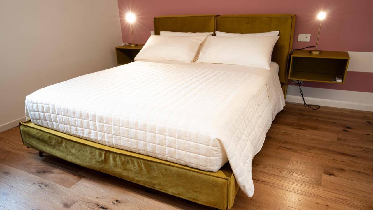 Residenza Vesentini Bed & Breakfast Pastrengo Ngoại thất bức ảnh