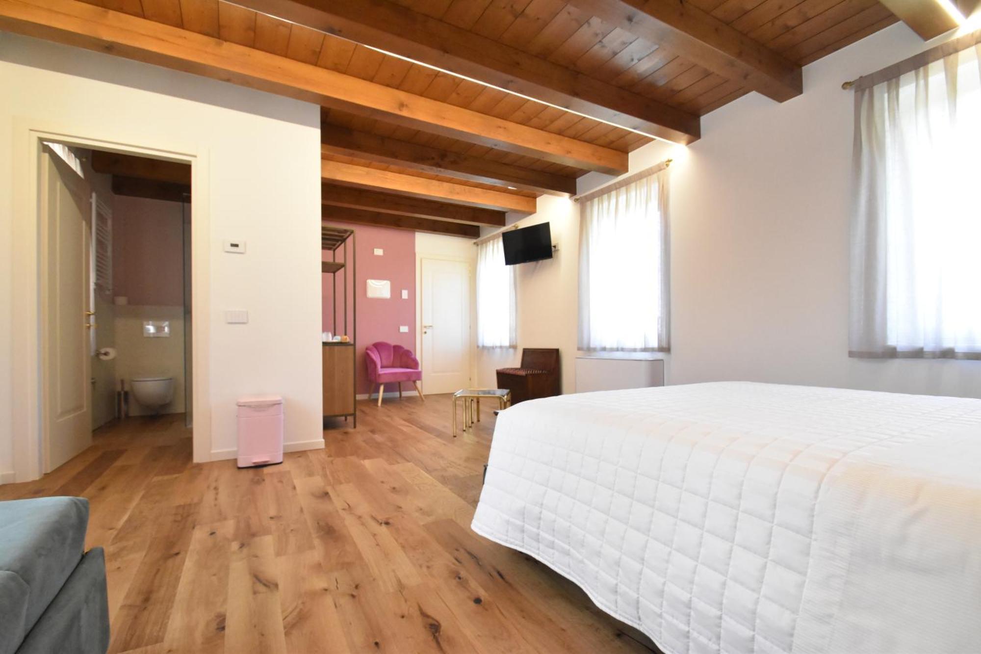 Residenza Vesentini Bed & Breakfast Pastrengo Ngoại thất bức ảnh